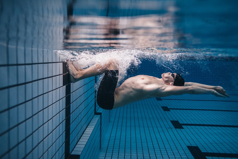 Chi Ama Il Nuoto Ama La Bellezza, Ecco Il Modello Di Azzurra Race Team Per I Suoi Atleti