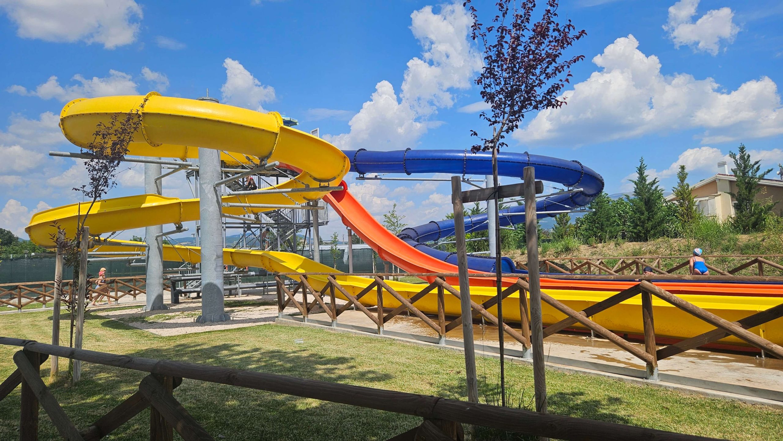 scivolo toboga Acquapark Bastia Umbra scivoli 37 scivolo toboga