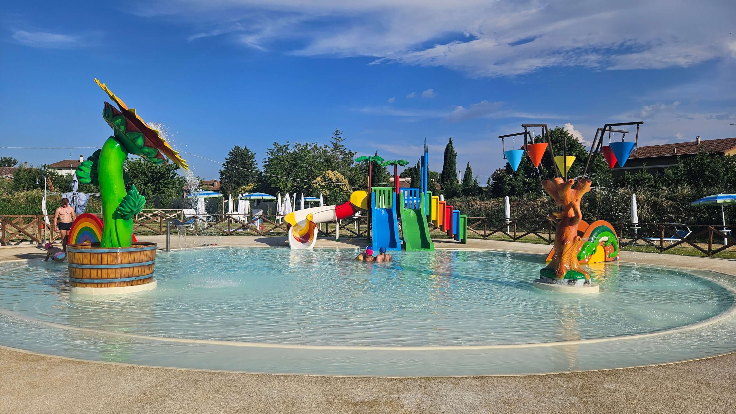 Acquapark Bastia Umbra spraypark 6 Scivolo aquatube